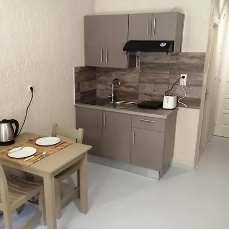 Afrodite 17 Spacious Apartment شقة