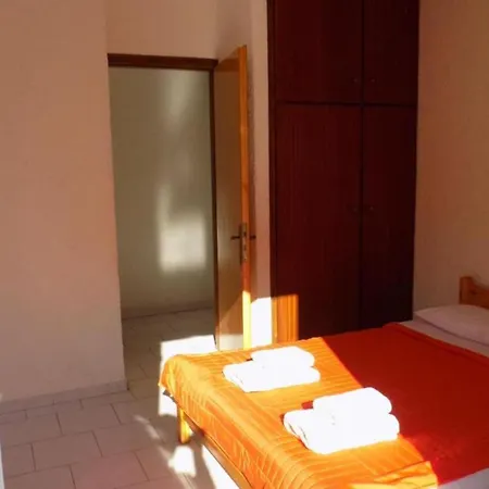 Afrodite 17 Spacious Apartment Agia Efimia